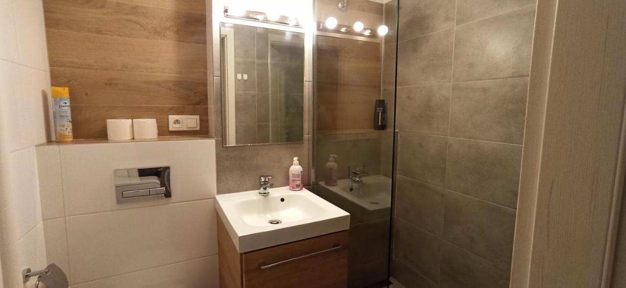 Top Apartamenty Centrum Warschau Buitenkant foto